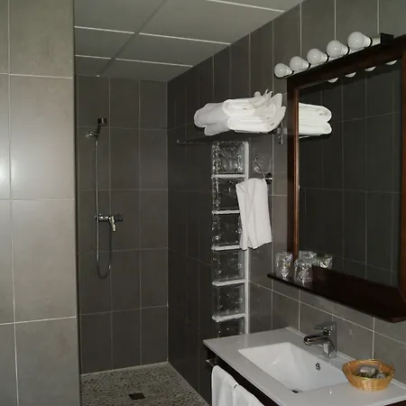 Varinia Serena - Balneario De Szálloda